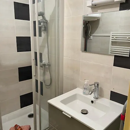 Charpenne Apartmán